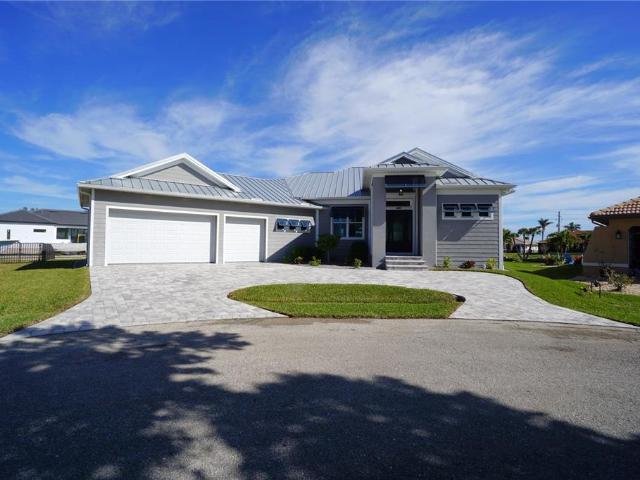 490 Sorrento Ct, Punta Gorda, FL 33950 | MLS #C7504