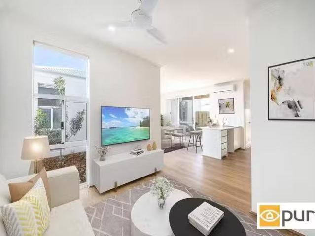 4/90 Winfield Street, Hamilton Hill, WA 6163
