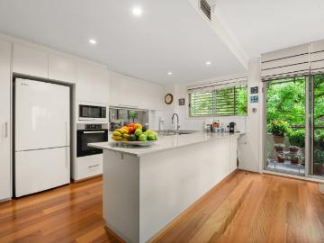 49/14 National Circuit, Barton ACT 2600, Australia
