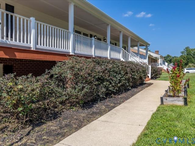 4916 Cochise Trail