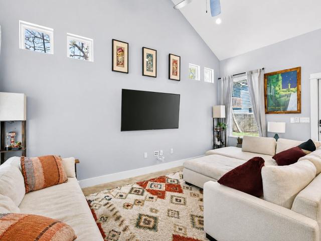 4917 Sunset Trl # A
