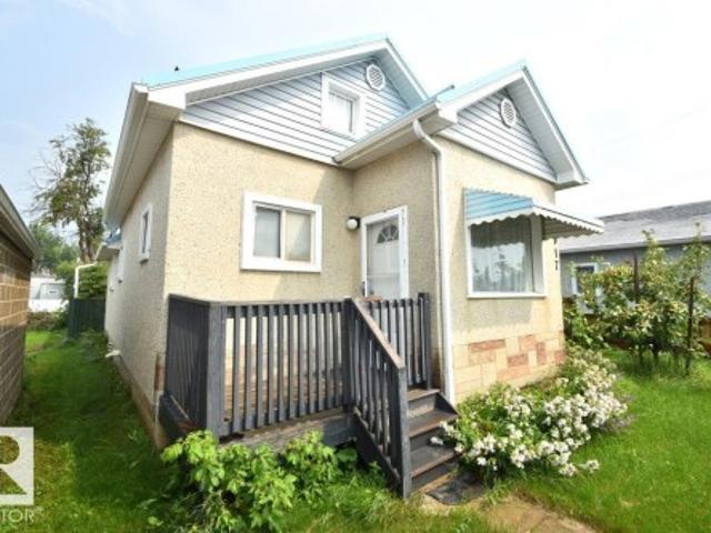 4917 49 Street, Redwater, AB, T0A 2W0 house for sale | Listing ID E4500 | Royal LePage