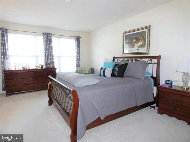 4911 Potomac Highlands Cir, Triangle, VA 22172 | MLS #VAPW2103