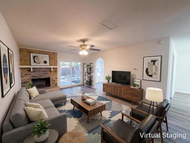 4911 Rollingwood Court