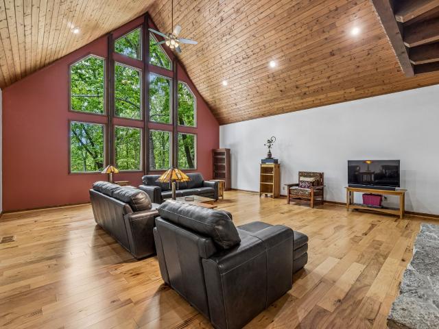 491 Deer Ridge Ln