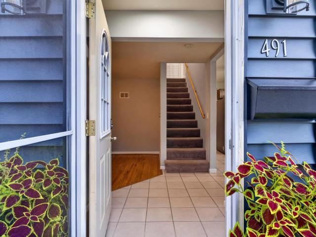 491 E Main Street
