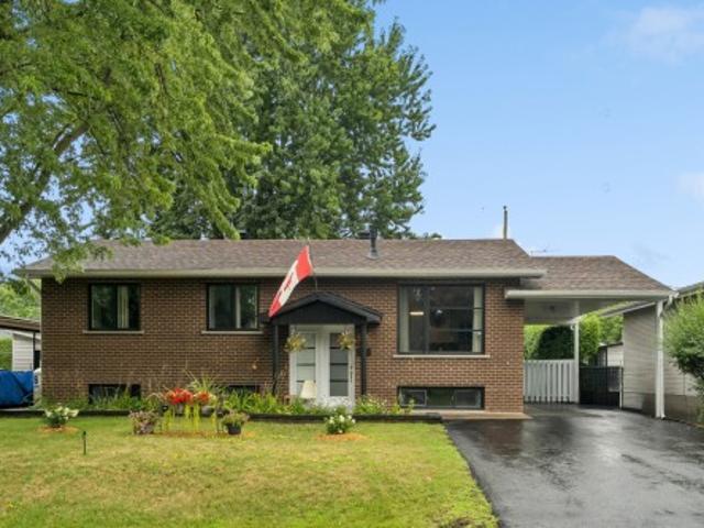 491 Rue De Versailles, Saint Jean Sur Richelieu, QC, J3B 4H2 house for sale | Listing ID 13402 | Royal LePage
