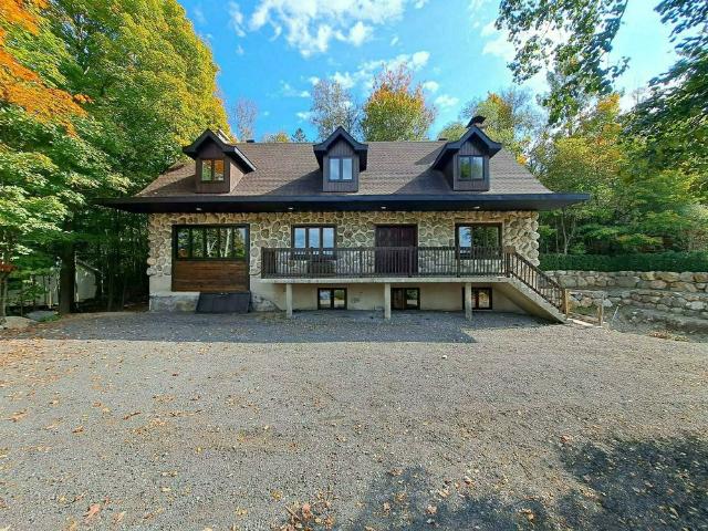 491 Rue des Écureuils, Sainte Adèle, QC J8B