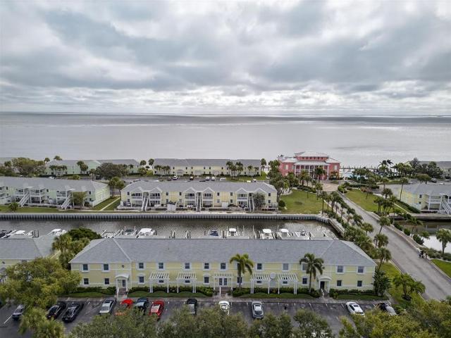 4924 Beach Dr SE, Unit F, St. Petersburg, FL 33705 | MLS #TB8437