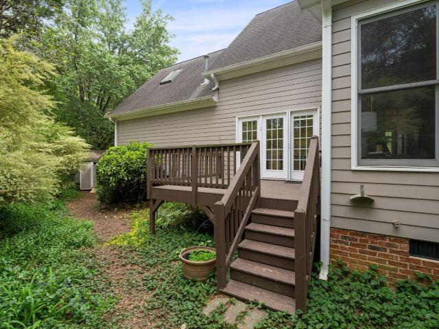 4925 Olde Millcrest Ct, Raleigh, NC 27609 | MLS #10158