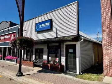 4926 50 Avenue, Vermilion, AB, T9X 1A4 commercial for sale.