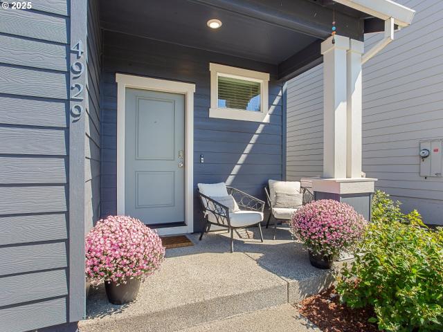 4929 NE 24th AVE