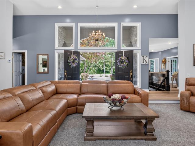 4929 Country Lane