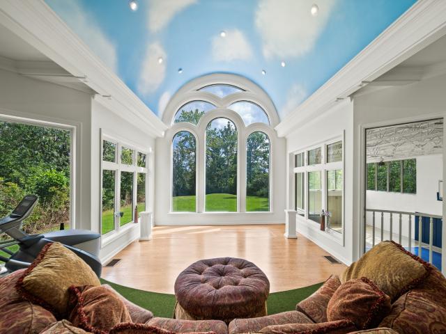 4929 W 38TH Street