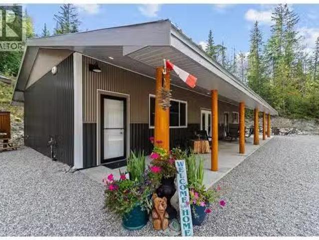 4920 Ivy Road, Eagle Bay, BC, V0E 1T0 house for sale Listin.