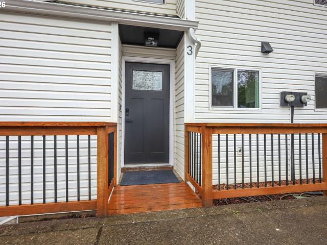 4921 SW 59th Ave, Unit 3, Portland, OR 97221 | MLS #694445