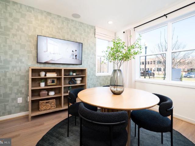 4922 Churchill Mews