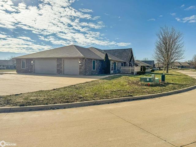 4922 Grand View Lane