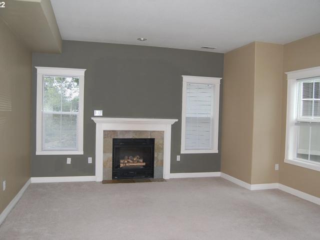 4922 SW 1st Ave, Portland, OR 97239 | MLS #24461