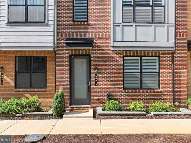 4923 Churchill Mews