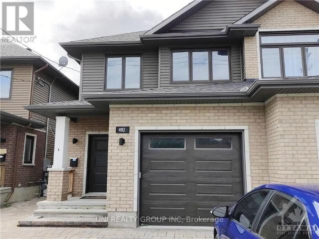 492 Moodie Drive #B Ottawa, ON K2H8A7