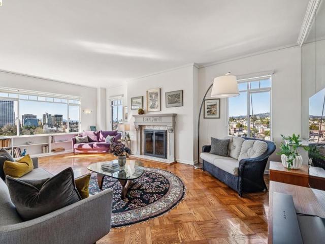 492 Staten Ave 1002