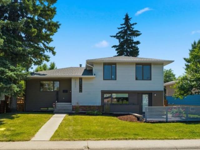 4935 10 Avenue Sw, Calgary, AB, T3C 0M3 house for sale | Listing ID A2329 | Royal LePage