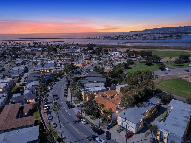 4930 W Point Loma Blvd, San Diego, CA 92107 | MLS #260010
