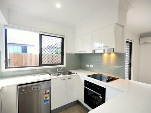 49/31 James Edward Street Richlands