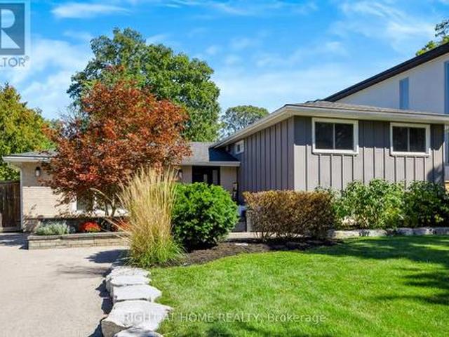 493 Forestwood Crescent, Burlington, ON, L7L 4K2 house for sale | Listing ID W13837 | Royal LePage