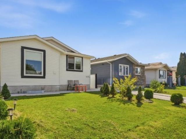493 Kirkness Road Nw, Edmonton, AB, T5Y 2J1 house for sale | Listing ID E4505 | Royal LePage
