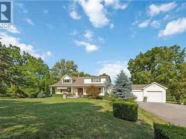 493 Ridge Road E, Grimsby, ON, L3M 0K5 house for sale Listi.