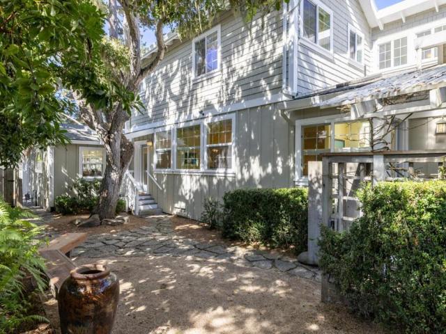 494 Grove Acre