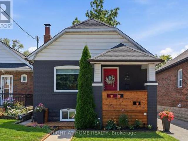 494 Donlands Avenue, Toronto, ON, M4J 3S6 house for sale | Listing ID E13689 | Royal LePage