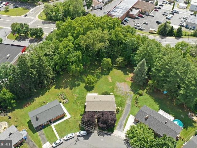 494 Hamilton Circle