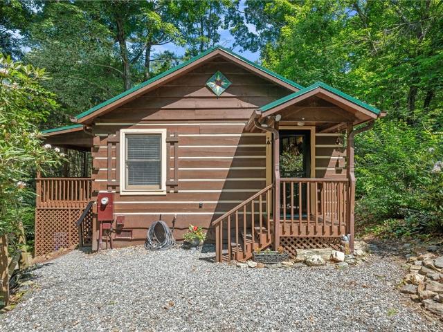 494 Laurelwood Lane