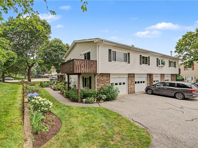 494 Round Hill Court 494