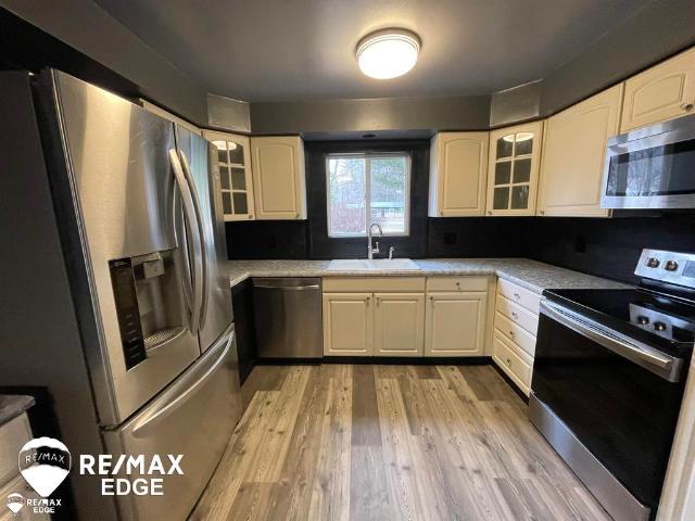 494 W Barnes Lake Road