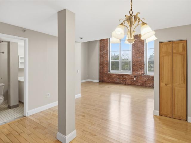 494 Woonasquatucket Avenue 411