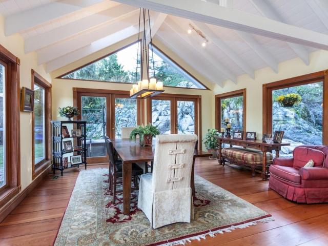 4956 Marine Drive, West Vancouver