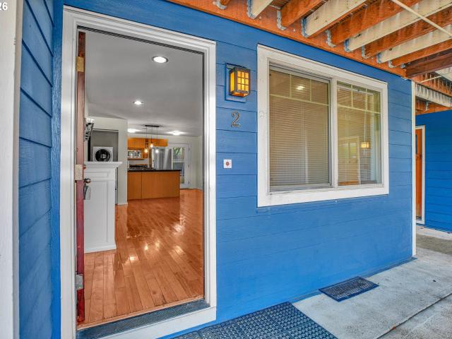 4956 ne 9th ave # 2