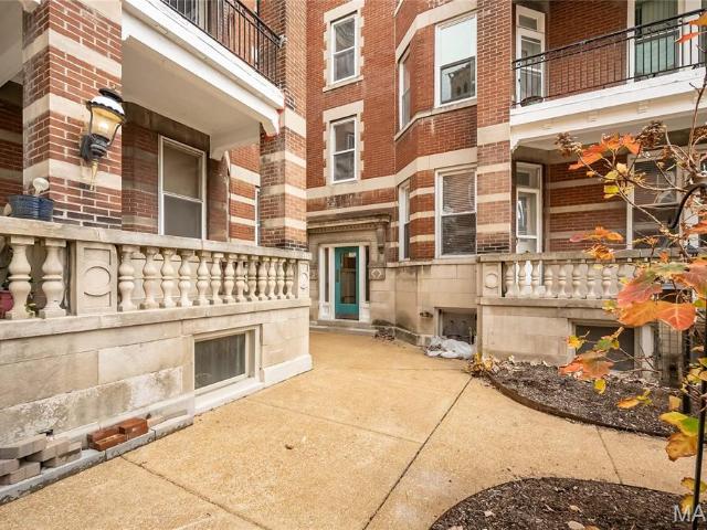 4957 McPherson Ave, Unit 57D, St. Louis, MO 63108 | MLS #25080
