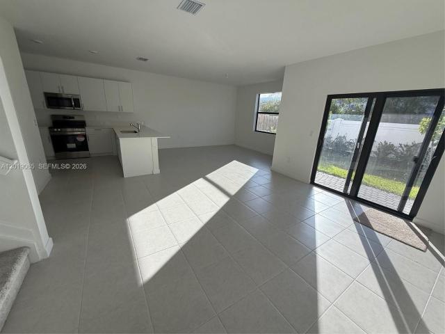 4957 Oakmont Dr, Dania Beach, US, FL