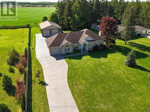 4957 Perth Road 119, Perth East North Easthope, ON, N0K 1J0 house for sale | Listing ID X13227 | Royal LePage