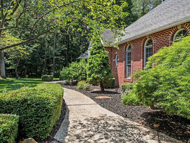 4959 Dun Robin Drive