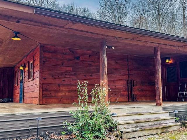 495 Bear Hollow Rd