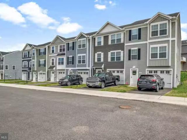 495 S Spring Garden St #804, Carlisle, PA 17013 MLS PACB2053.