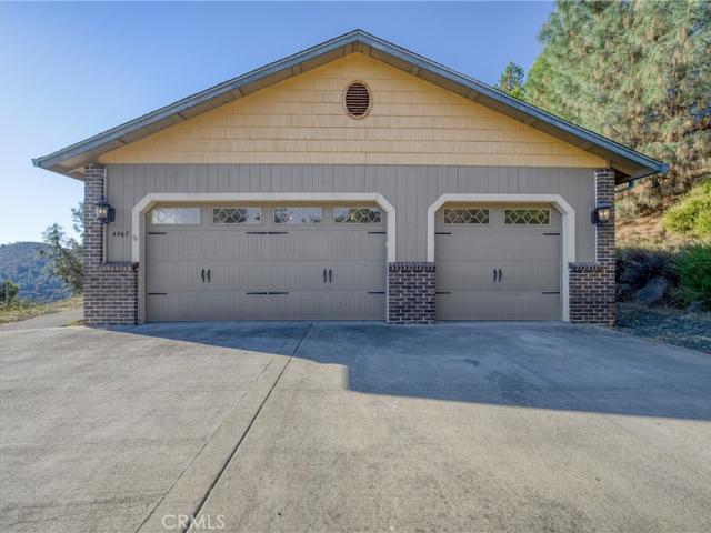 4967 Valley Court