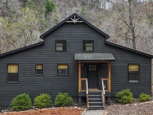 496 Meadow Lane