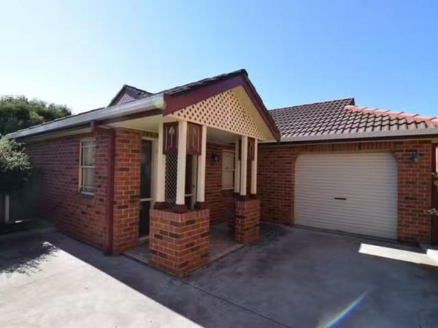 4/96 Stewart Street, BATHURST Apartment for rent Listed by Ch.